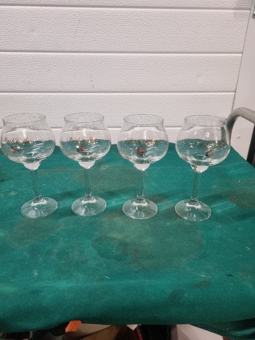 irish coffee glazen douwe egberts  vier stuks, Verzamelen, Glas en Borrelglaasjes, Ophalen of Verzenden, 'T Olde Gre-j, Info@toldegrej.nl