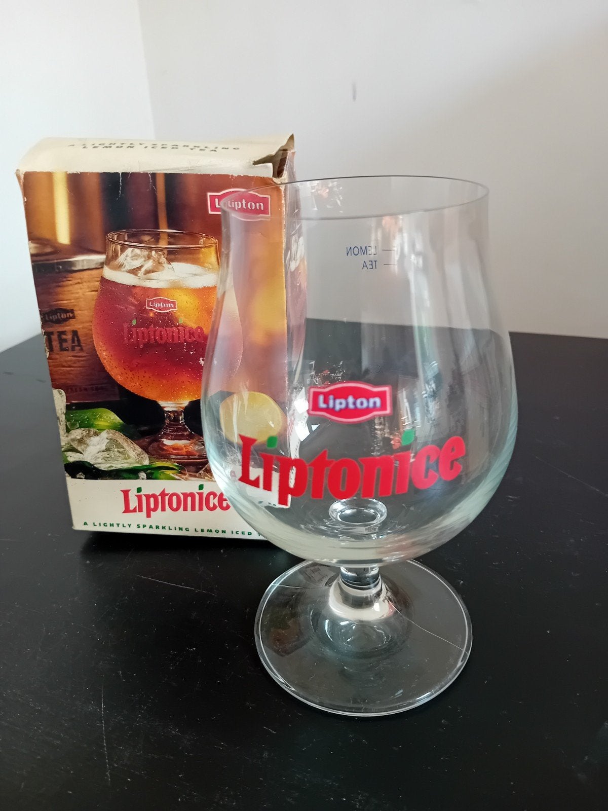 NIEUW Liptonice/Lipton glas met doosje, Verzamelen, Ophalen, Nieuw, Glas of Glazen, Overige merken