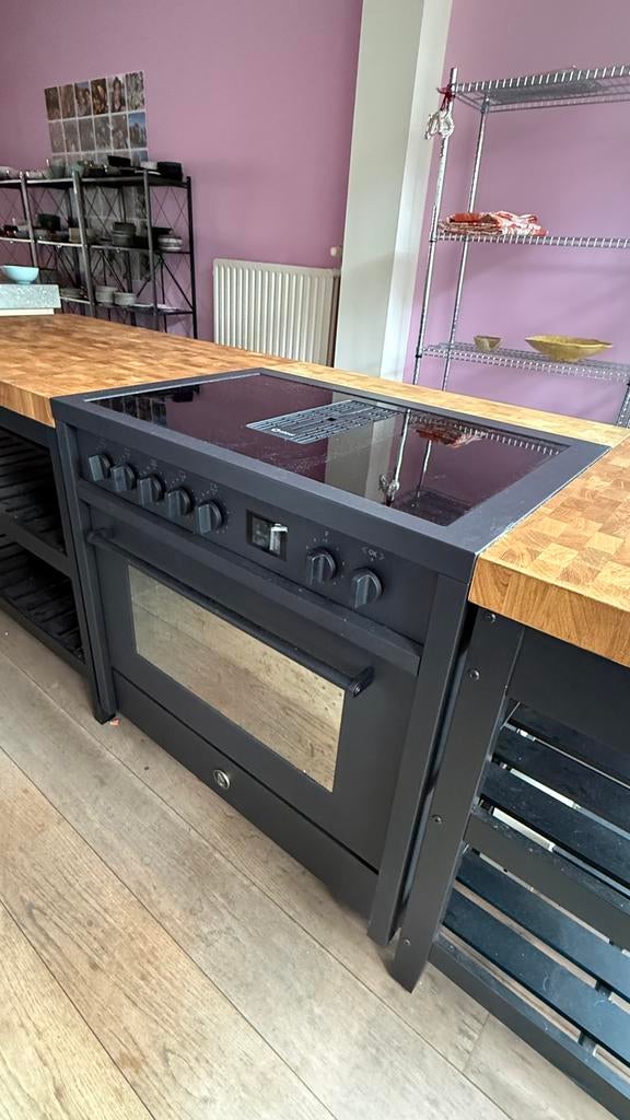 Steel inductie fornuis 90 cm met ingebouwde afzuiging, Huis en Inrichting, Haarden, Zo goed als nieuw, Houthaard, Ophalen of Verzenden