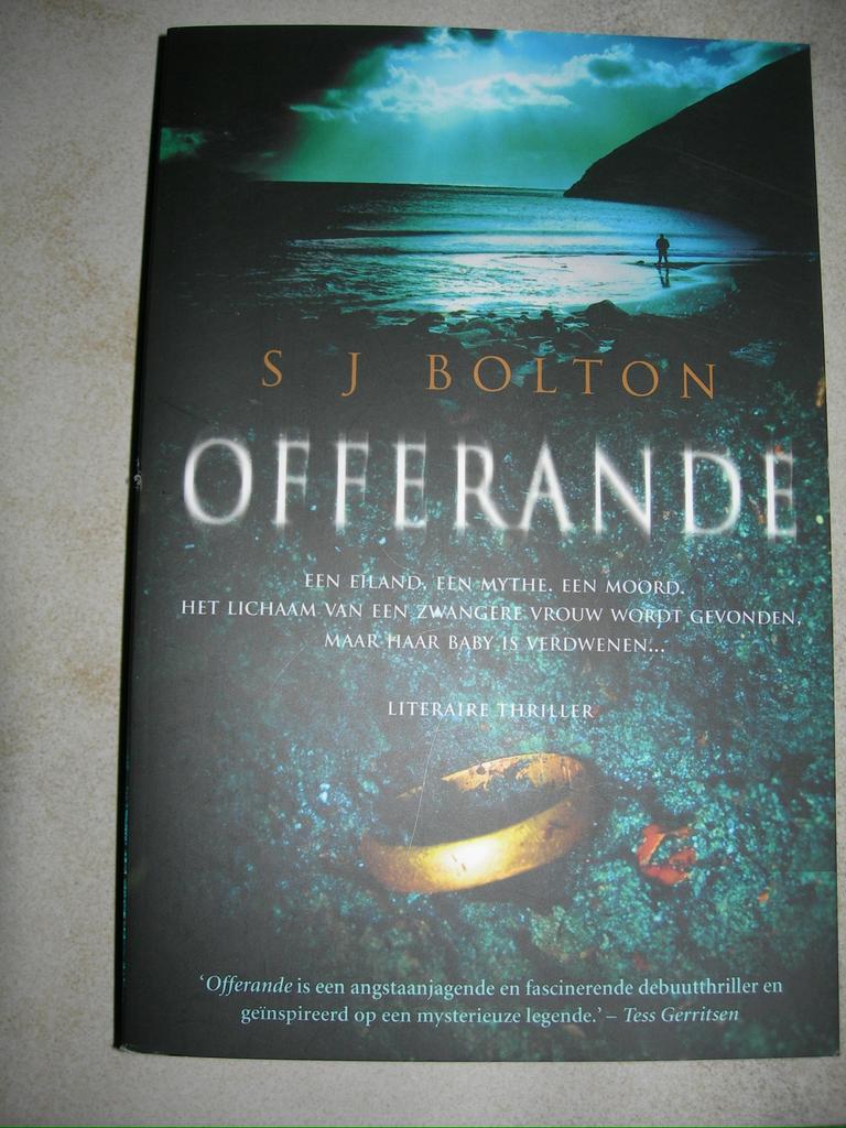 Boeken van div. schrijvers T.W. Offerande van S.J. Bolton., Boeken, Ophalen of Verzenden, Zo goed als nieuw