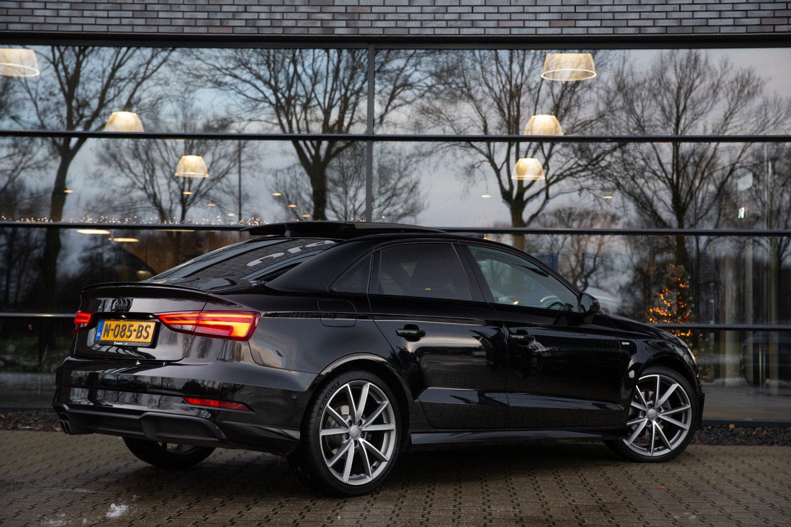 Audi A3 35 Tfsi 150pk S Tronic 2018 Zwart, 1498 cc, 4 cilinders, Zwart, Particulier