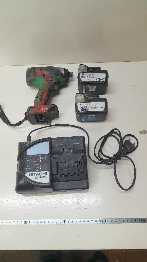 Los te koop Hitachi accu acculader slagschroefmachine 14,4v, Ophalen of Verzenden, Gebruikt