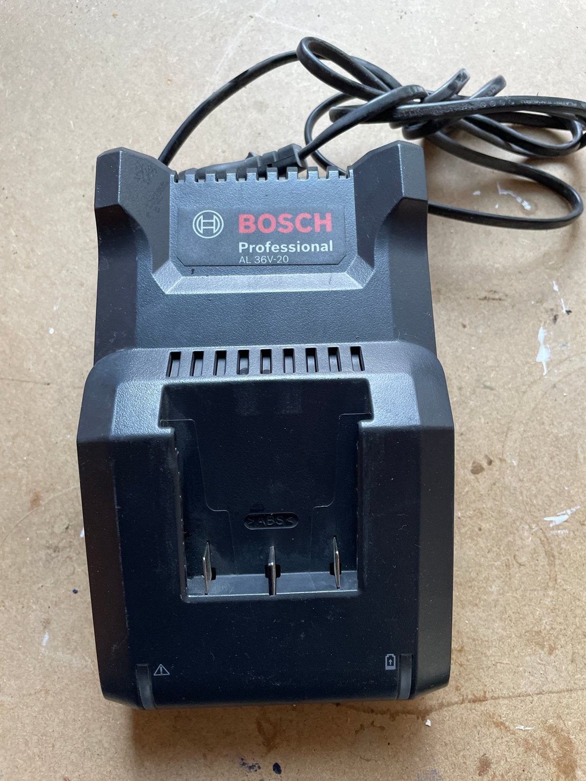 Bosch AL 36V-20 Acculader voor 36V Li-Ion Accu's, Ophalen, Gebruikt, Overige typen