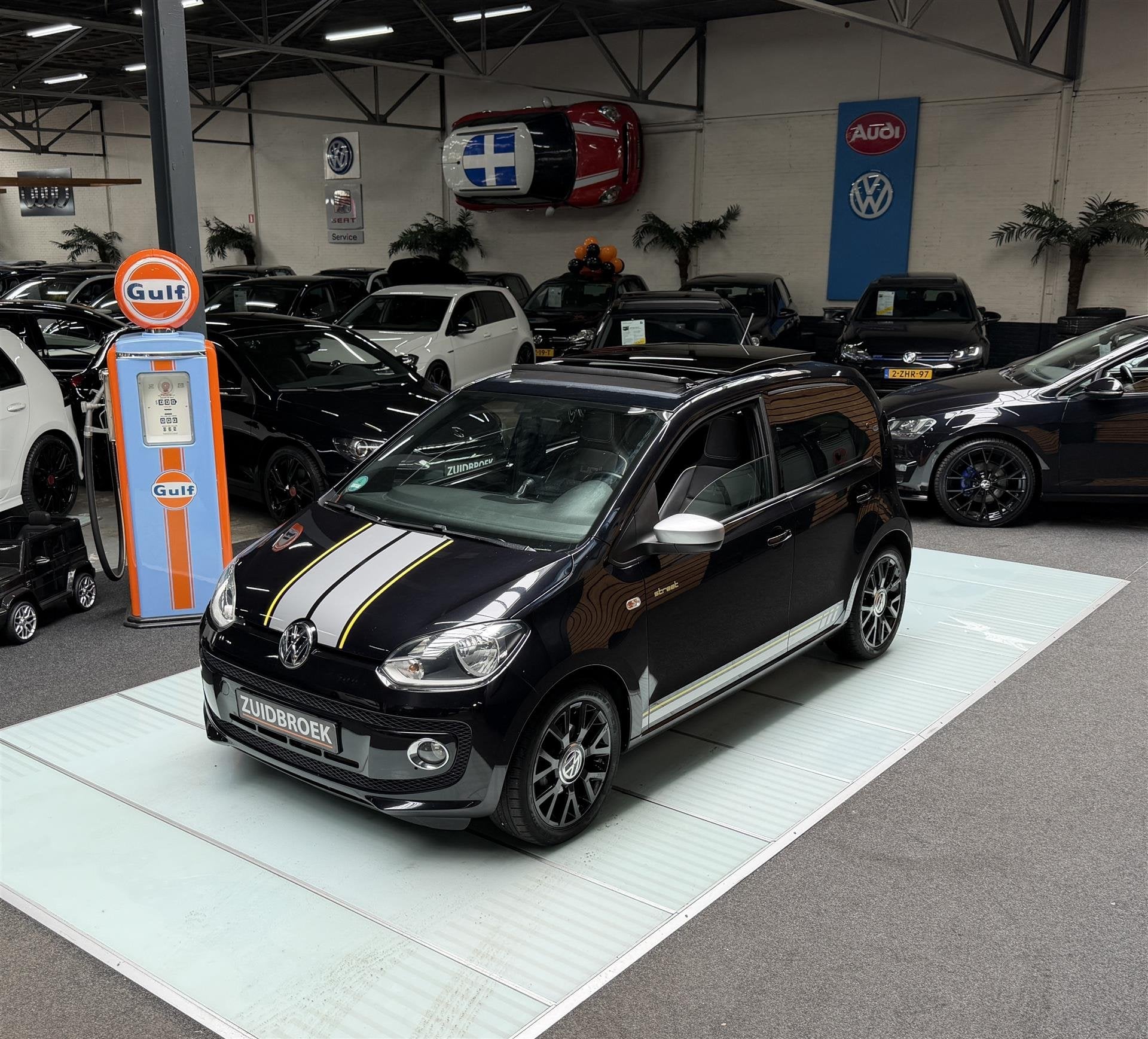 Volkswagen up! 1.0 Street up! Pano | Leer | Airco | Navi, Auto's, Gebruikt, Up!, Zwart, Origineel Nederlands