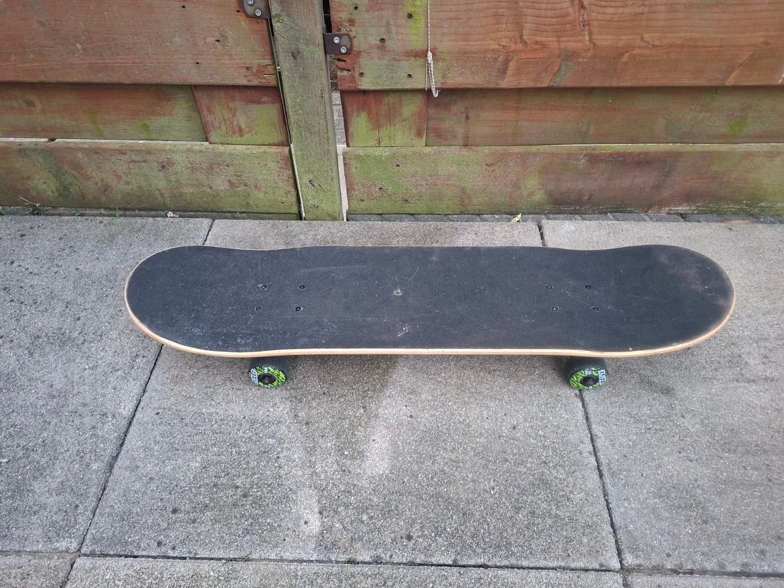 Skateboard Oxelo met wolf design - 79x20 cm, Ophalen, Gebruikt, Skateboard