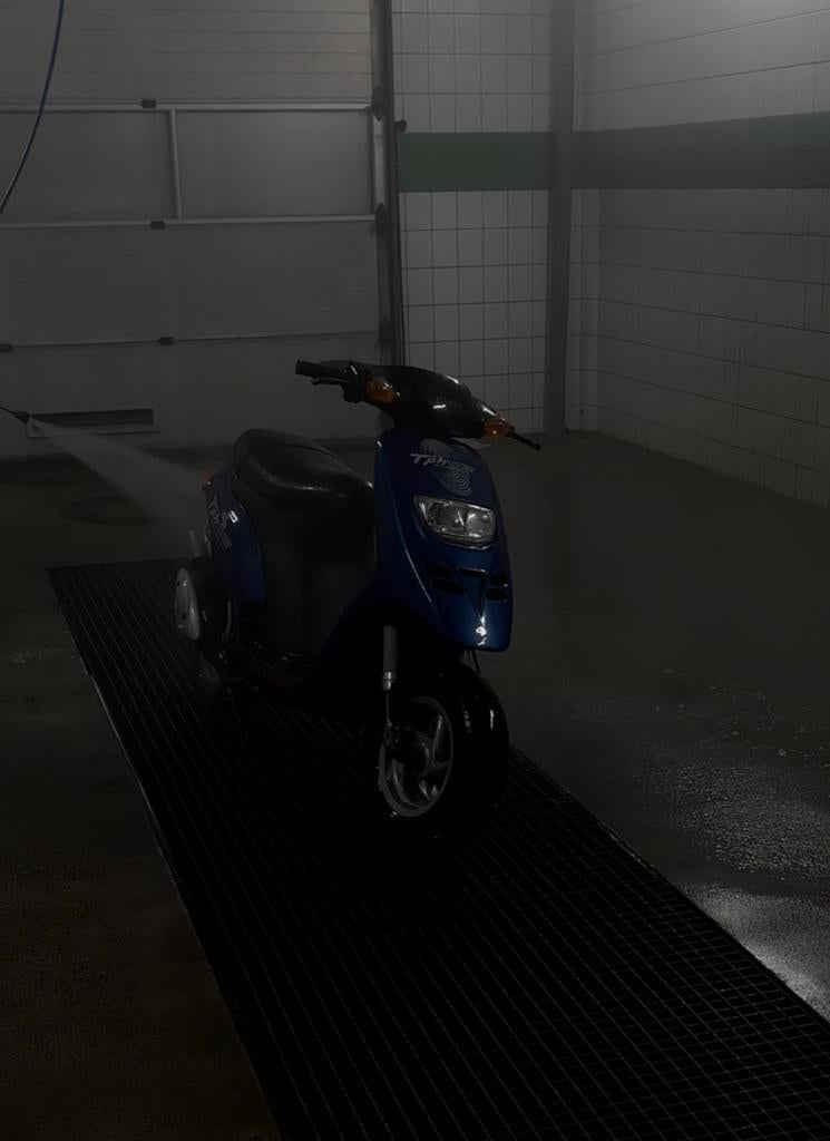 Piaggio typhoon 70cc brom zonder wok, Fietsen en Brommers, Brommeronderdelen | Scooters, Zo goed als nieuw, Piaggio, Overige typen