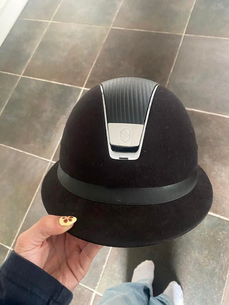 Miss shield alcantara 1.0 S, Dieren en Toebehoren, Paardrijkleding, Ophalen of Verzenden, Zo goed als nieuw, Overige soorten, Cap