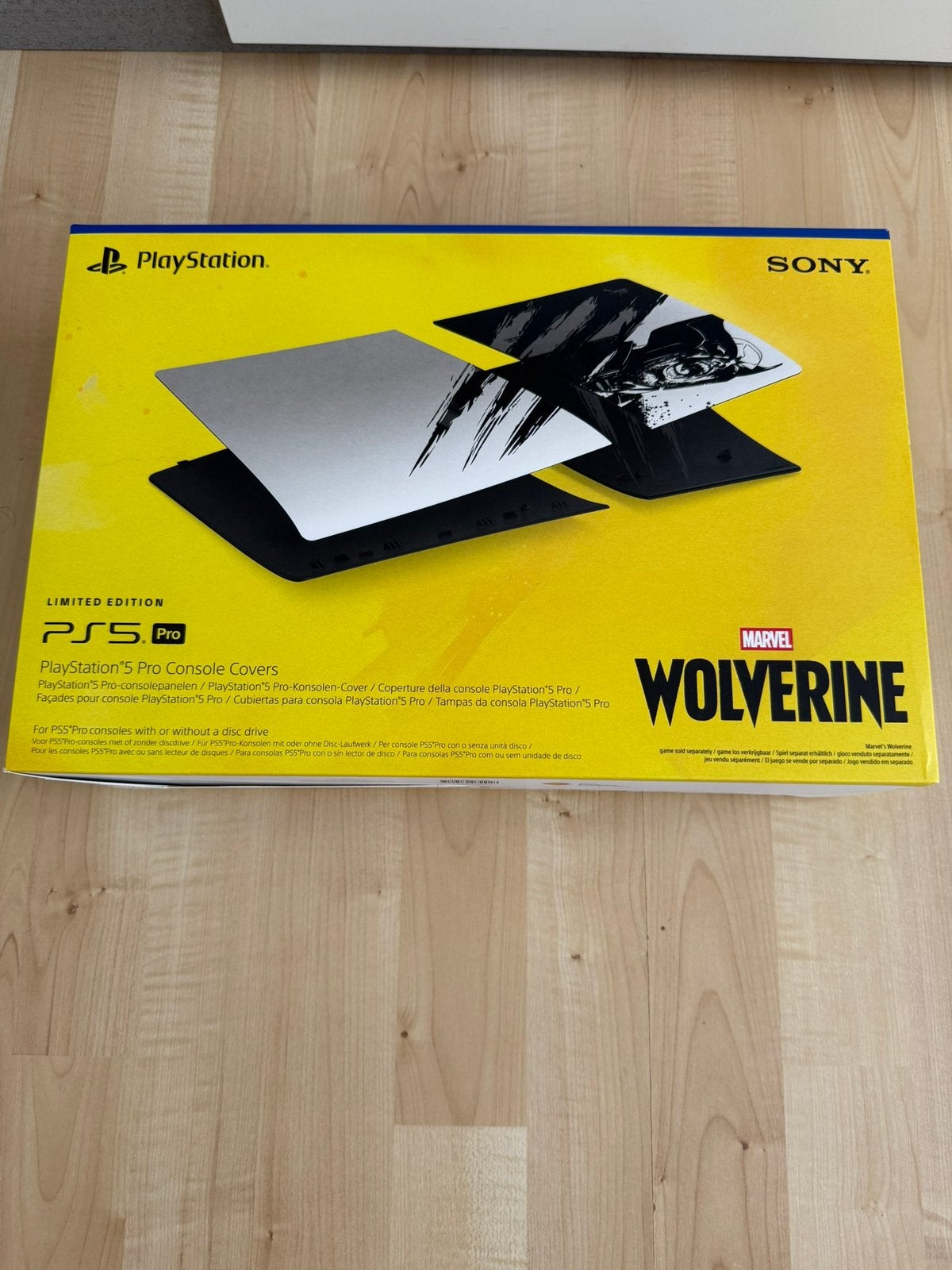 PS5 Pro Wolverine Adamantium Limited Edition Covers, Ophalen of Verzenden, Nieuw