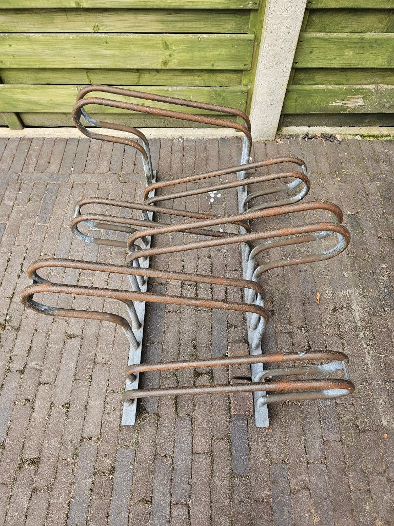 Stevig fietsenrek, Fietsen en Brommers, Ophalen, Gebruikt
