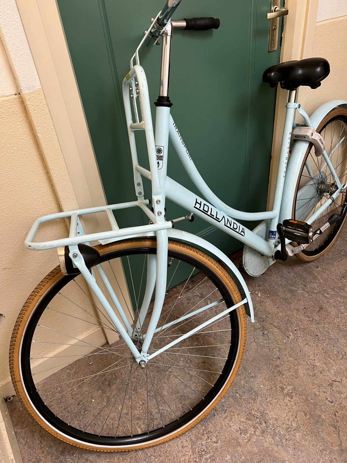 Hollandia transport damesfiets, Ophalen