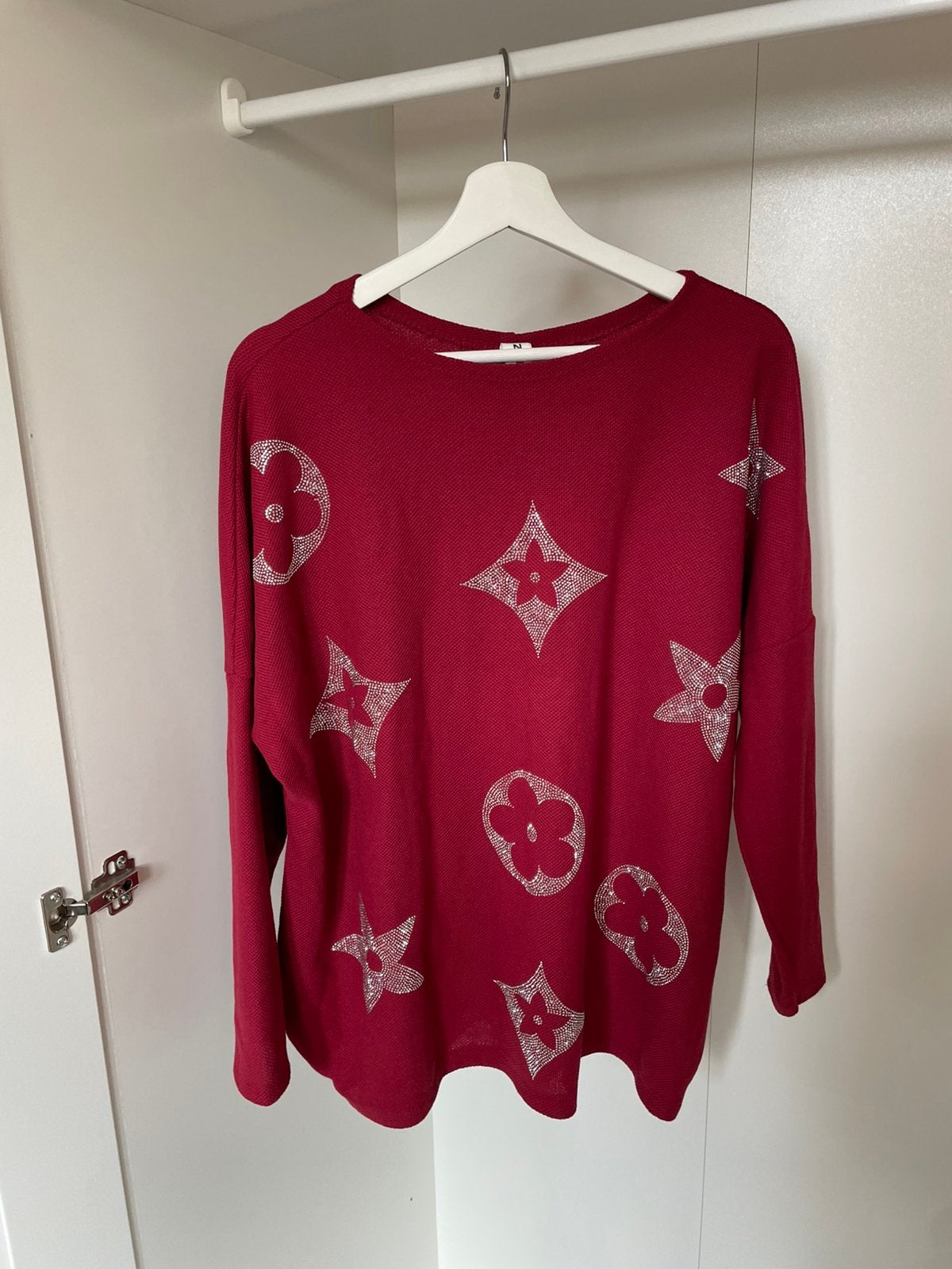 Trui rood met glitter maat M nieuw, Ophalen of Verzenden, Zo goed als nieuw, Maat 38/40 (M), Rood
