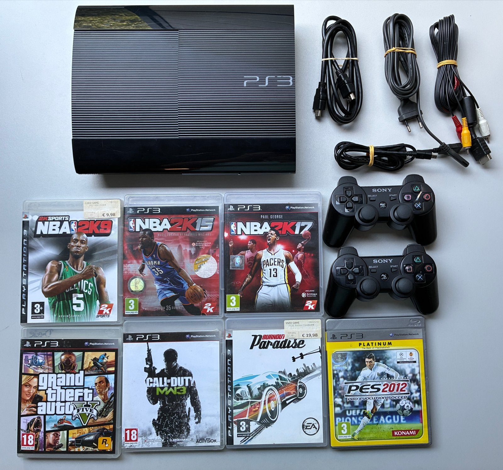 PlayStation 3 Super Slim met 2 controllers en 6 games, Spelcomputers en Games, Spelcomputers | Sony PlayStation 3, Super Slim