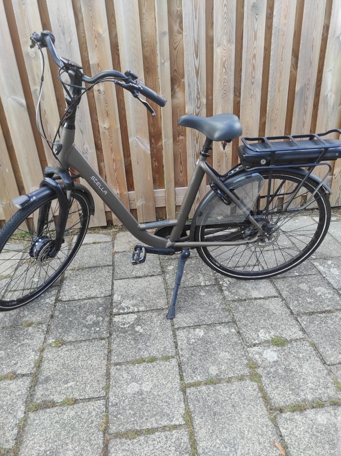 Stella Livorno E-bike – Zeer weinig gebruikt, topstaat!, Fietsen en Brommers, Overige merken, Ophalen of Verzenden, Zo goed als nieuw
