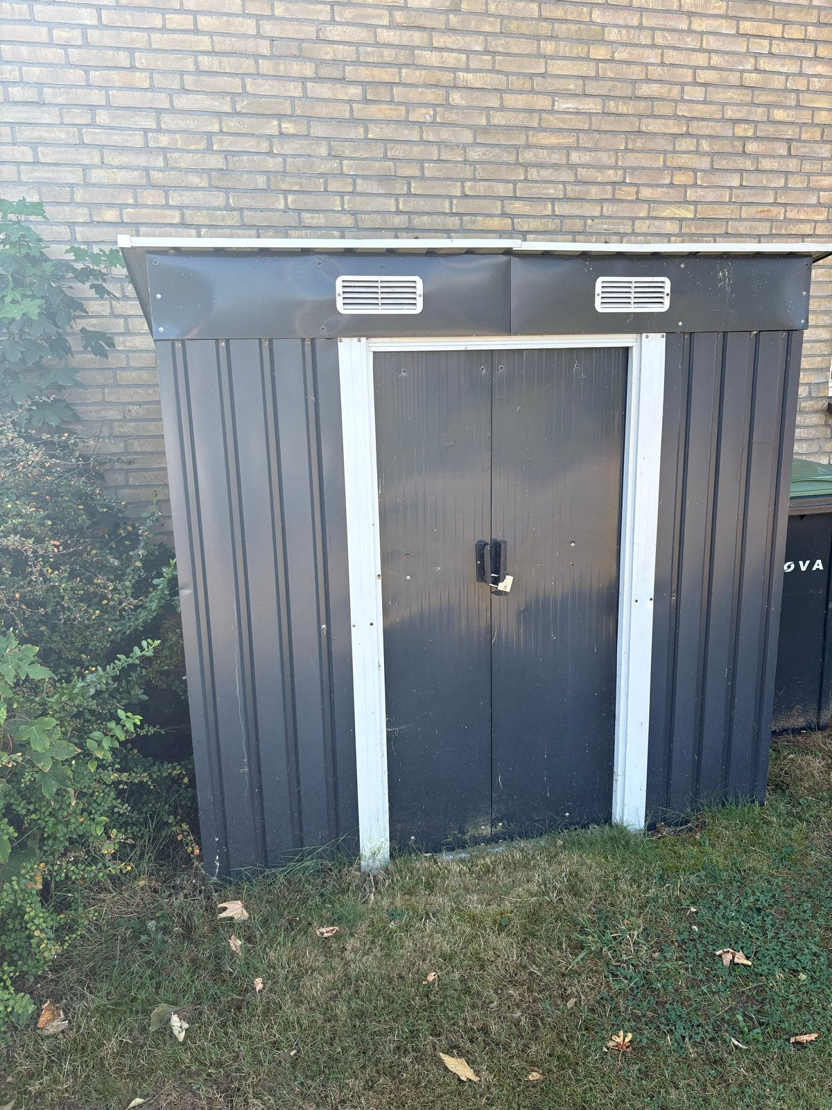 Metalen Berging/Schuur - Ideaal voor Tuin of Opslag, Tuin en Terras, Bergingen en Tuinkasten, Ophalen, Gebruikt, Metaal, Overige typen