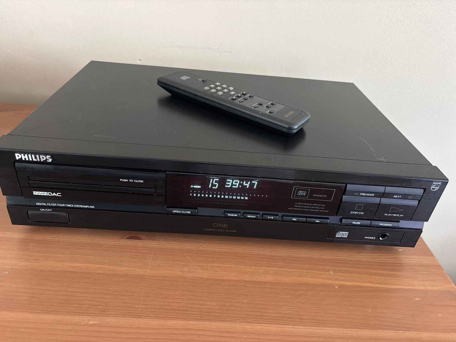 Philips CD610 CD-speler met afstandsbediening, Audio, Tv en Foto, Ophalen of Verzenden, Zo goed als nieuw, Philips