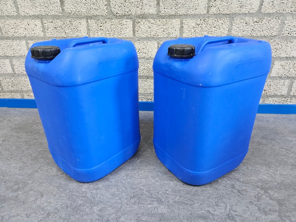 2 Jerrycans UN - 20 liter, Ophalen of Verzenden, Gebruikt