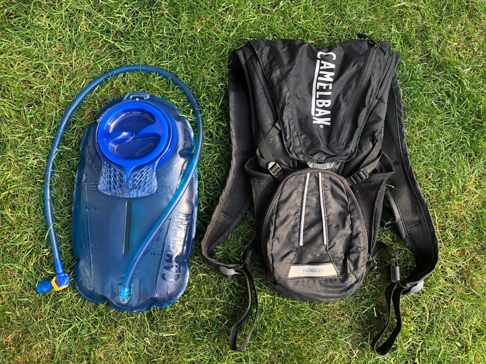 Camelbak Rogue Hydratatie Rugzak 2L - Zwart, Ophalen of Verzenden, Gebruikt