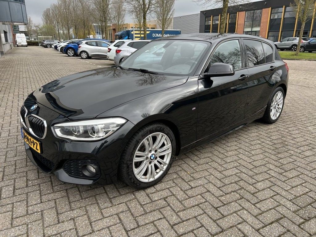 BMW 1-serie 118i M Sport Edition NAVI PDC STOELVW XENON., Auto's, 1-Serie, 136 pk, Gebruikt, Euro 6