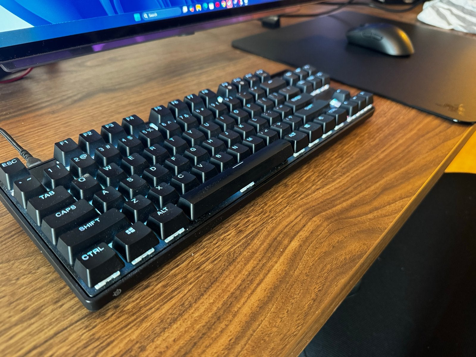 Steelseries Apex Pro TKL (Gen 3) Gaming Toetsenbord, Computers en Software, Toetsenborden, Ophalen, Gaming toetsenbord, Zo goed als nieuw