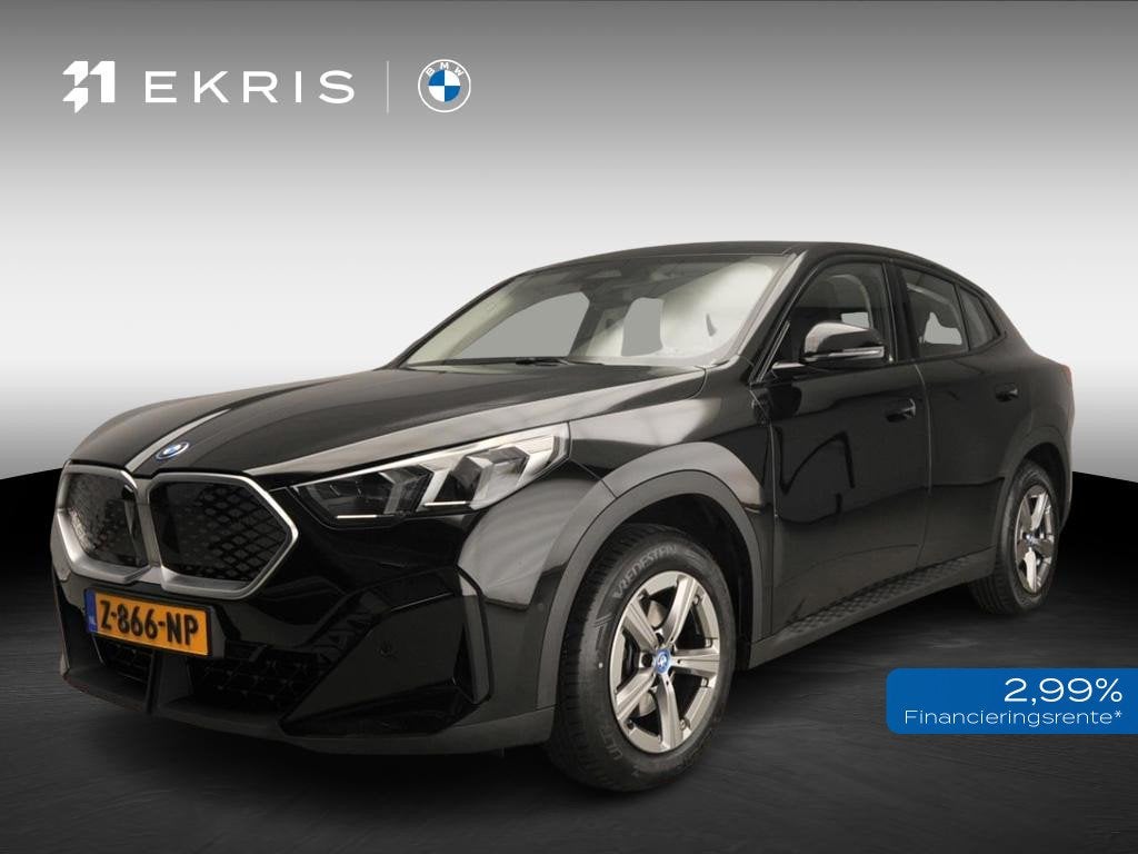 BMW iX2 eDrive20 | LED | Navigatie | Panoramadak | Sportstoe