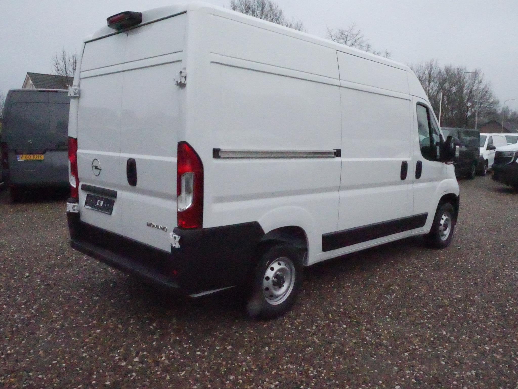 Opel Movano 2.2D 140PK L2H2 Airco Cam Betimm. NIEUW BPM-vrij, Voorwielaandrijving, Dealer onderhouden, Stof, Gebruikt
