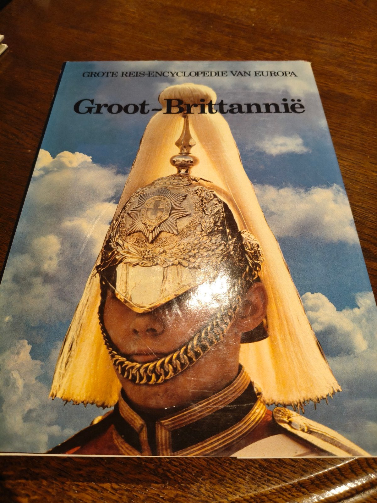 Grote Reis-Encyclopedie van Europa: Groot-Brittannië, Europa, Ophalen of Verzenden, Reisgids of -boek, Gelezen