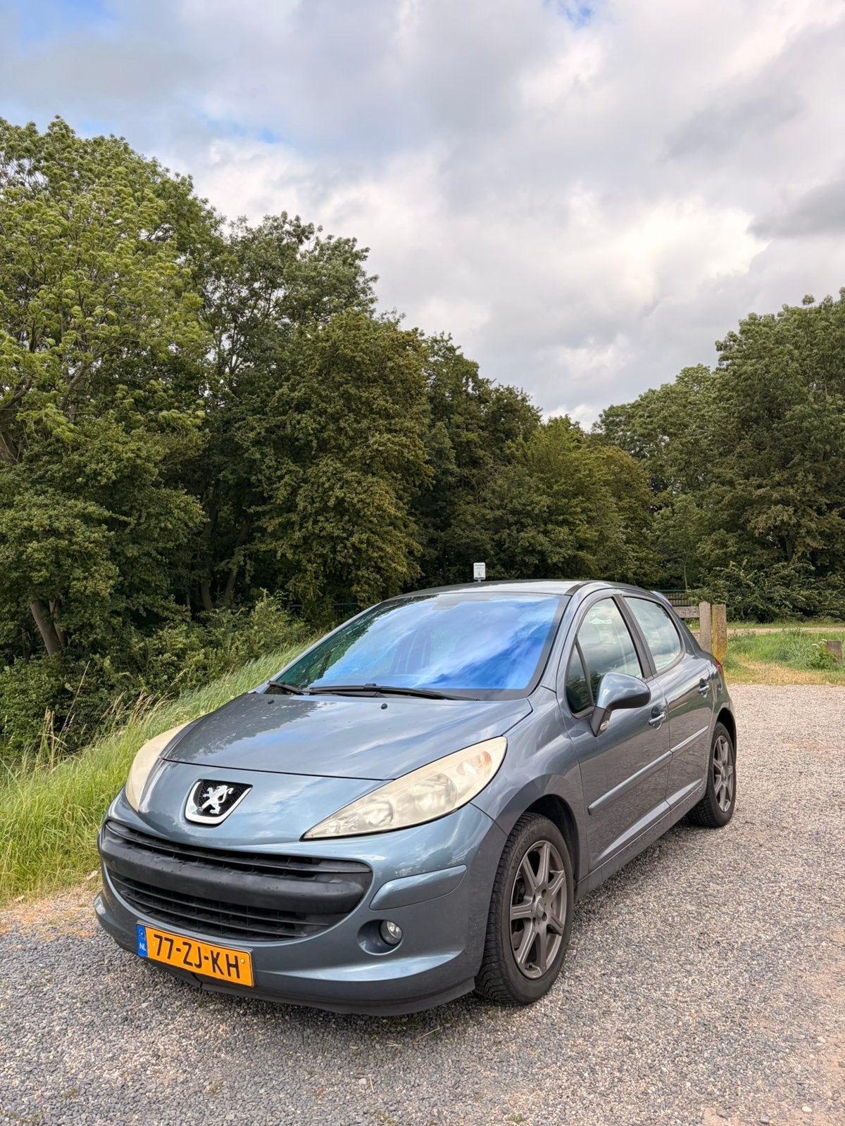 Peugeot 207 1.6 16V 5DRS 2007 Grijs APK tot 28-01-2027, Auto's, Voorwielaandrijving, Stof, 4 cilinders, Automatische klimaatregeling