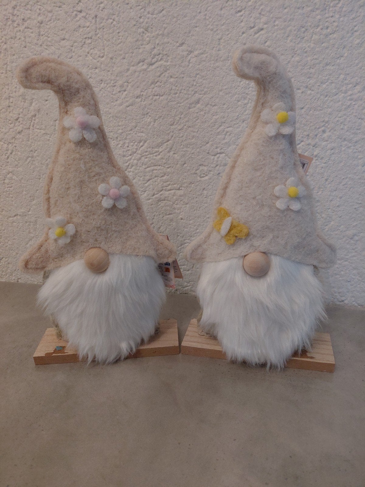 Leuke lente kabouters, set van 2, Ophalen, Nieuw, Landelijk, Beige