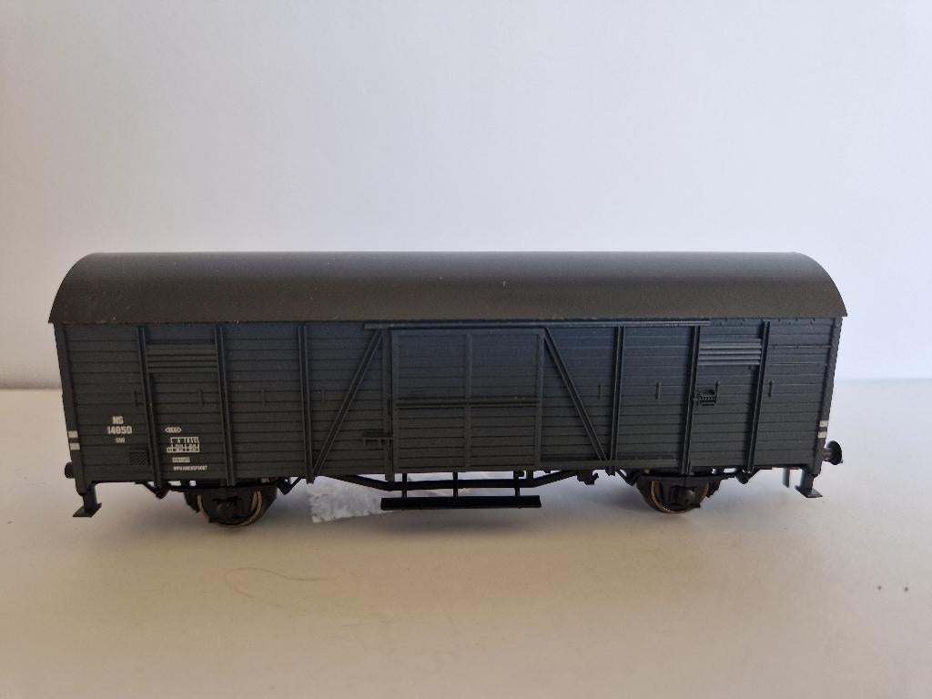Te koop:  Roco 46651 - gesloten goederen wagon, Hobby en Vrije tijd, Modeltreinen | H0