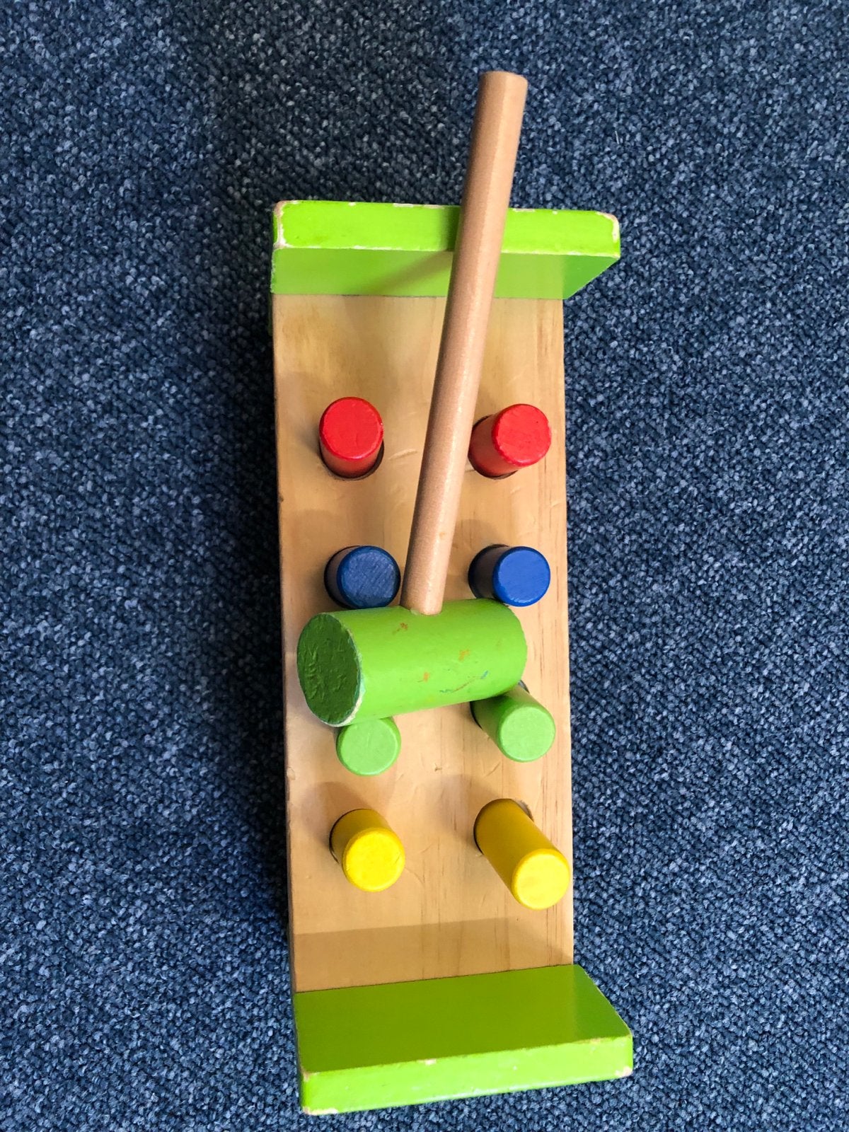 Houten hamertje tik speelgoed met gekleurde pinnen, Ophalen, Gebruikt, Overige typen