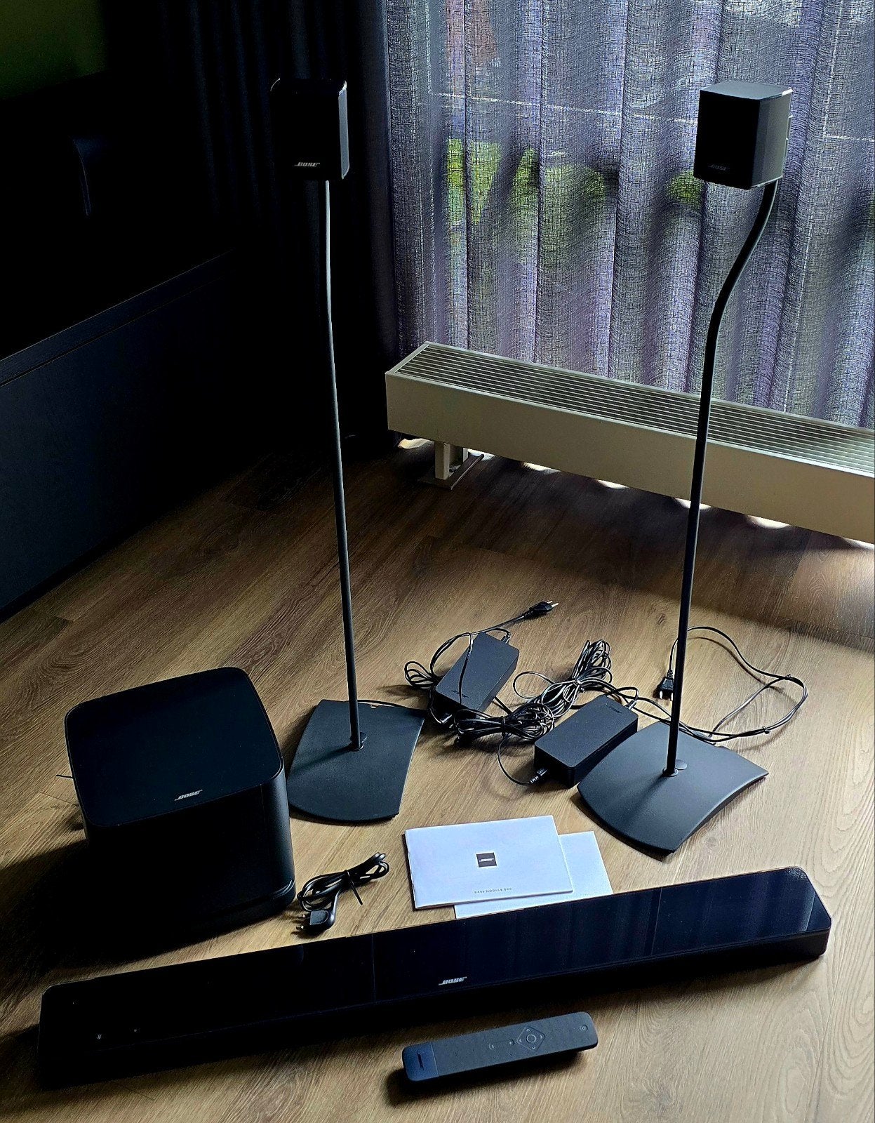 Bose Soundbar 700 met Bass Module 500 en Surround Speakers, Soundbar, Zo goed als nieuw, Overige spelers, Ophalen