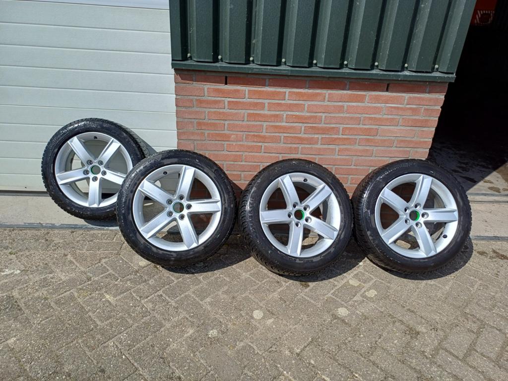 Winterbanden op lichtmetalen velgen Audi VAG 225/50 R17, Ophalen, Gebruikt, Seat