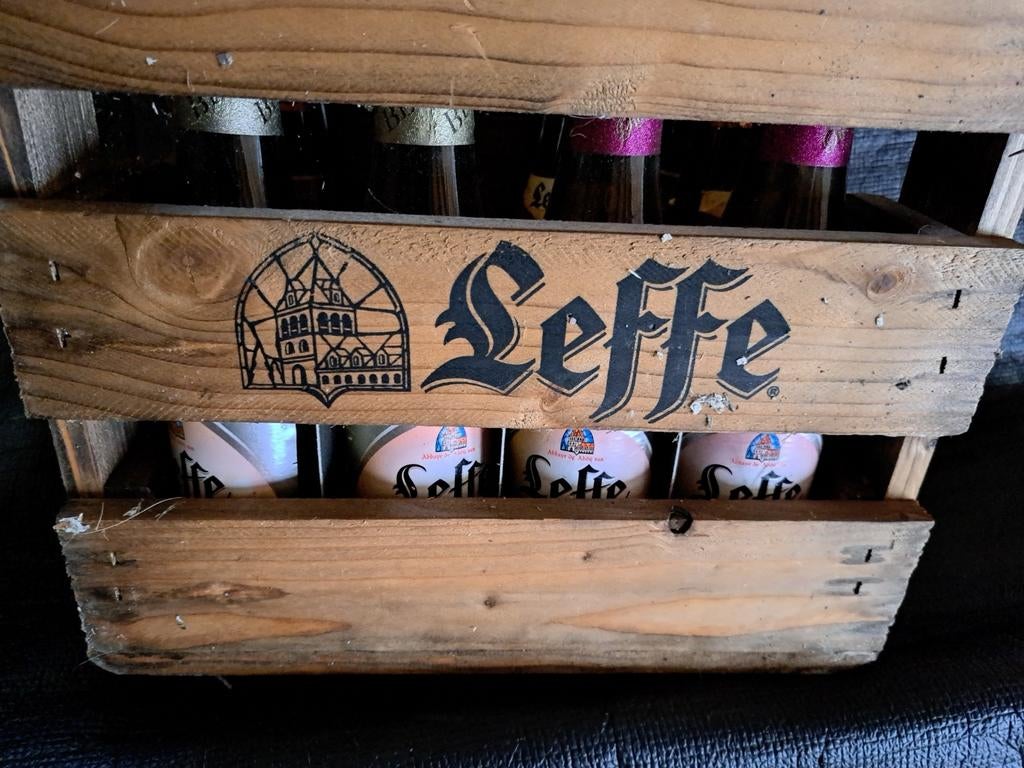 Vintage Leffe Bier Houten Kratje - Uniek Decoratiestuk, Ophalen of Verzenden, Gebruikt, Overige typen, Leffe