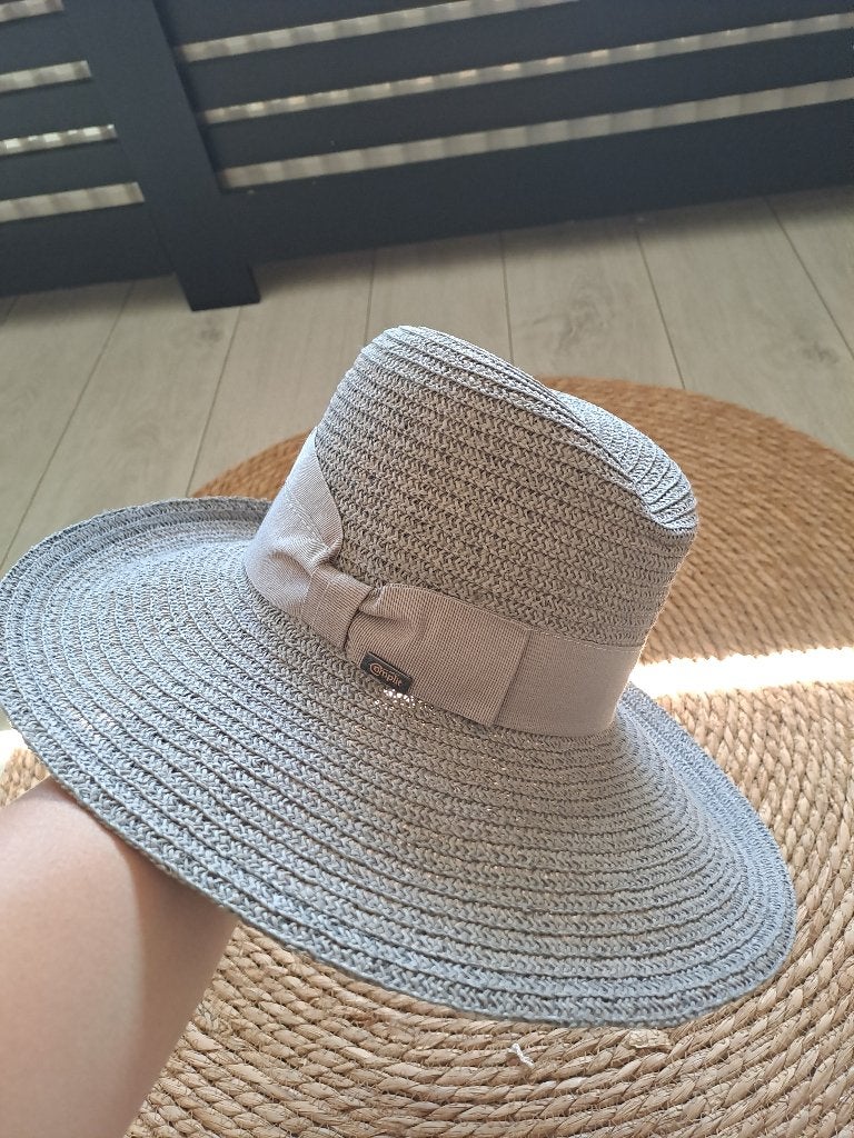 Hoed dames, Ophalen, Zo goed als nieuw, One size fits all, Hoed
