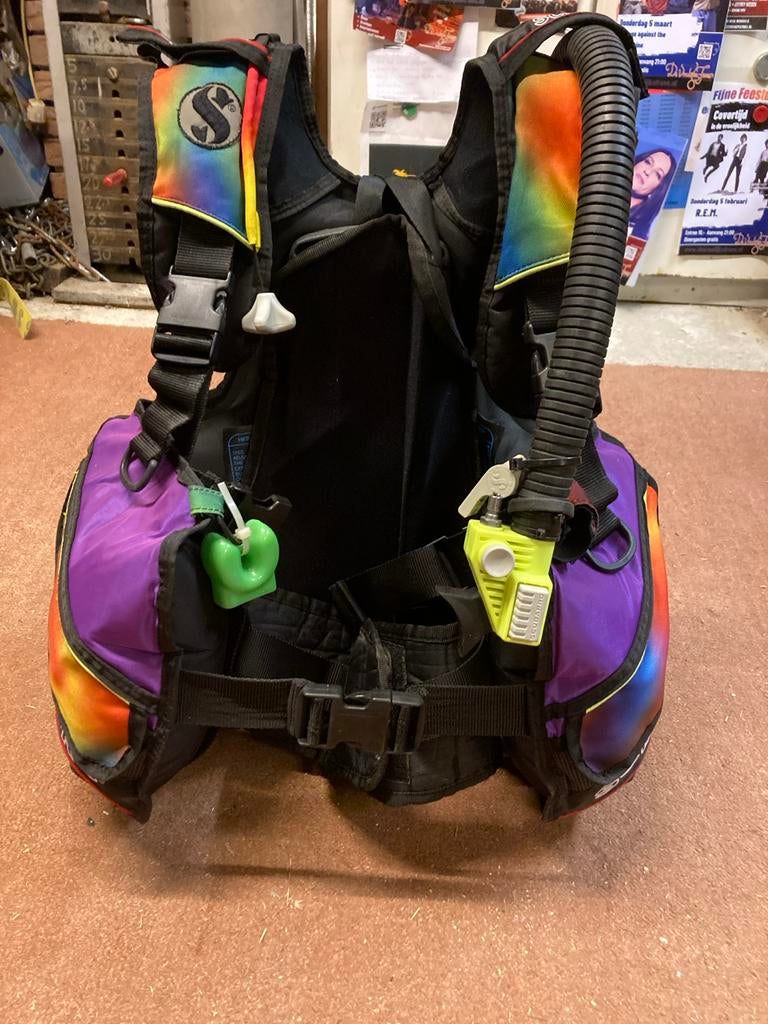 Scubapro Trimvest - maat ongeveer S  en Goed Onderhouden, Watersport en Boten, Duiken, Ophalen of Verzenden, Gebruikt, Trimvest of Wing