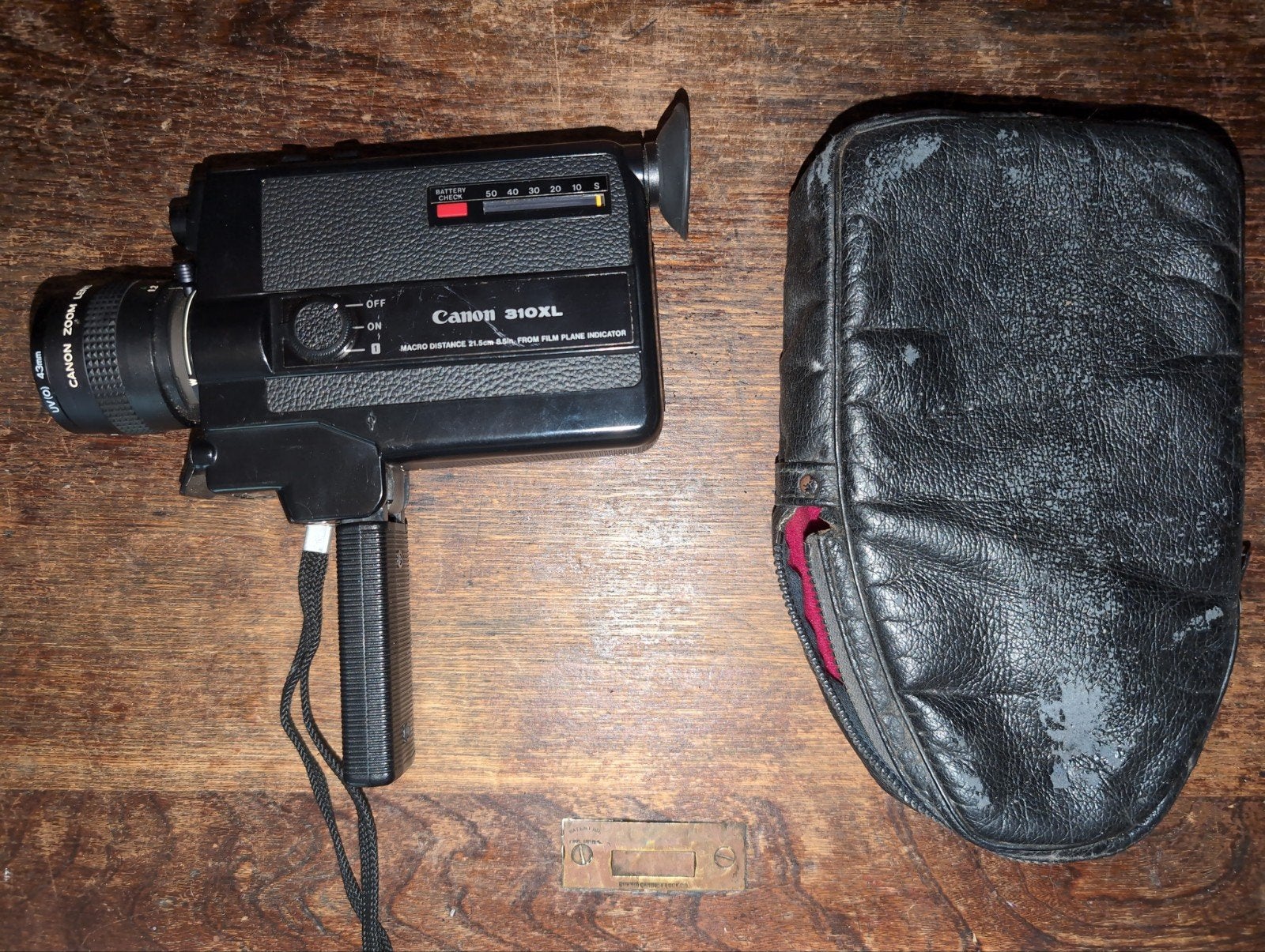 Gratis: Canon 310 XL camera en Nissin CS30 flitser