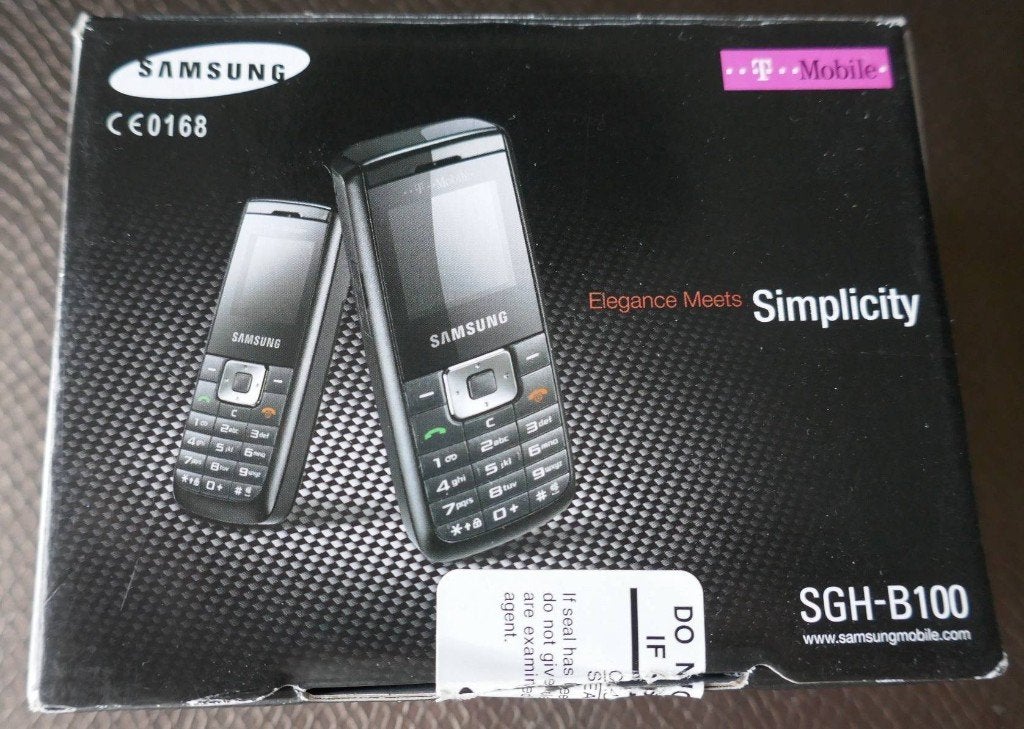2x Retro GSM : Samsung SGH-B100 & Sony Ericsson Z300i, Gebruikt, Overige modellen, Geen camera, Zwart