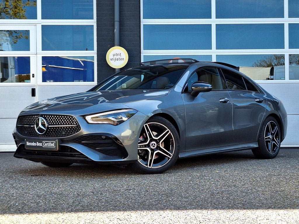 Mercedes-Benz CLA-klasse 180 Star Edition AMG | Night Pakket, Auto's, CLA, Gebruikt, Euro 6, 4 cilinders