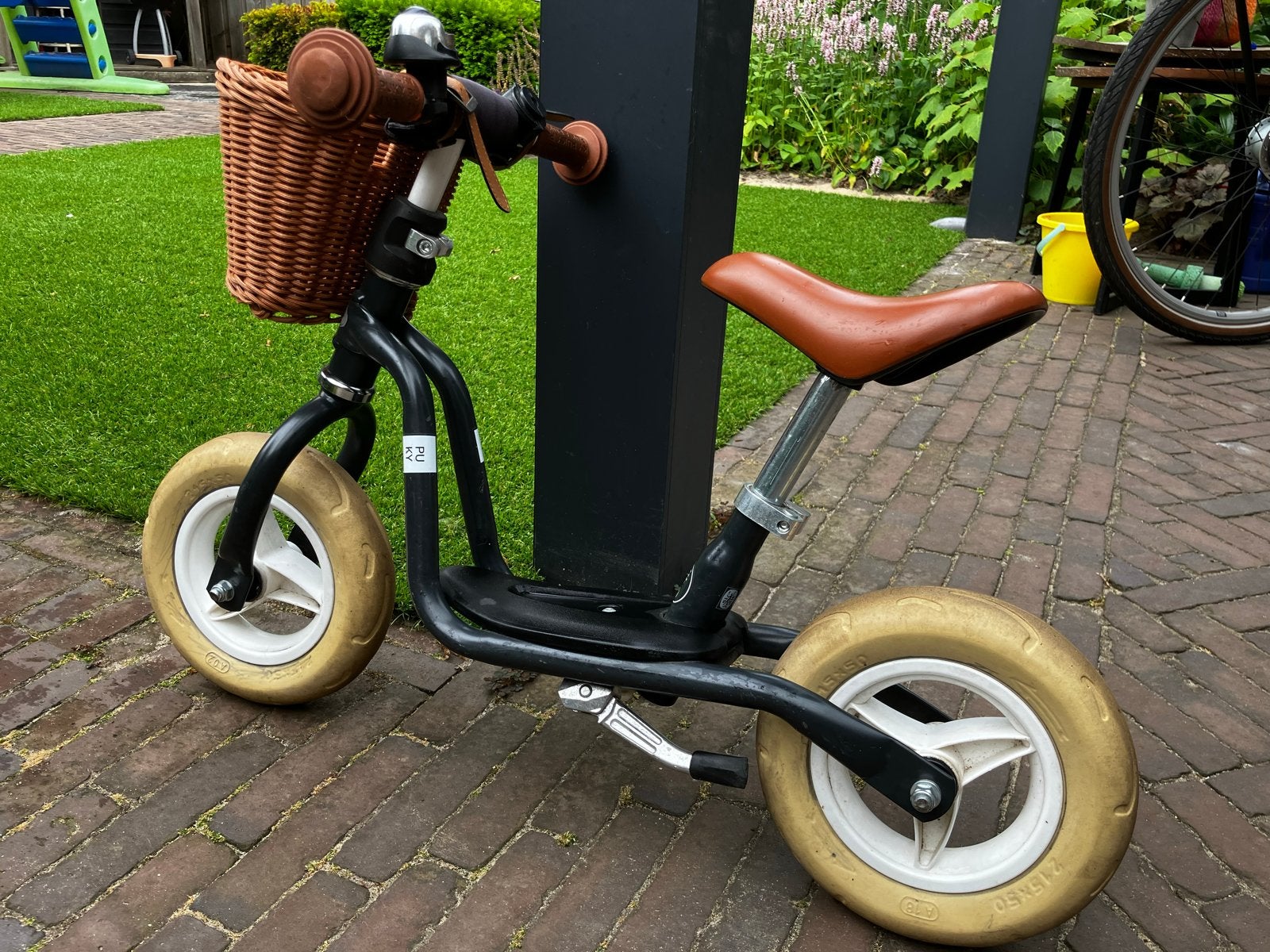 Puky loopfiets met mandje, Ophalen, Zo goed als nieuw, Minder dan 16 inch