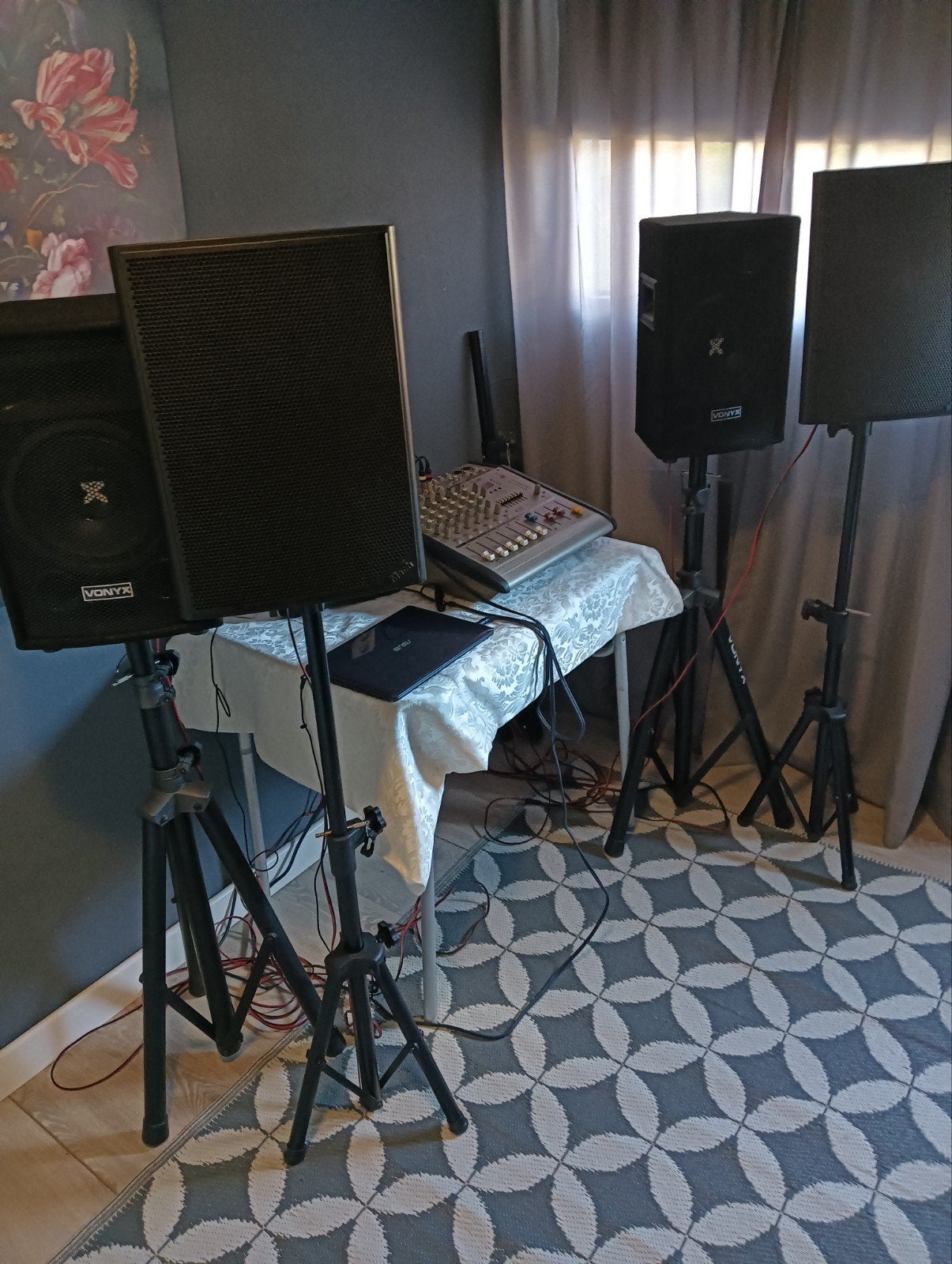 Complete geluidsinstallatie met mixer en speakers, Ophalen of Verzenden, Gebruikt, 5 tot 10 kanalen, Microfooningang