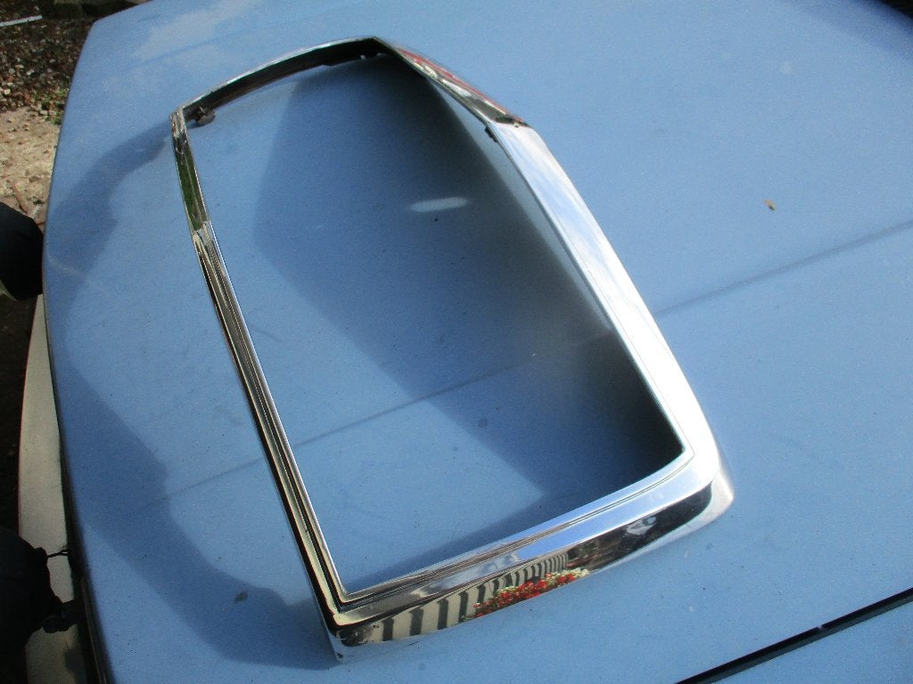 W 116  Grille, Auto-onderdelen, Carrosserie en Plaatwerk, Ophalen of Verzenden, Voor, Mercedes-Benz, Bumper
