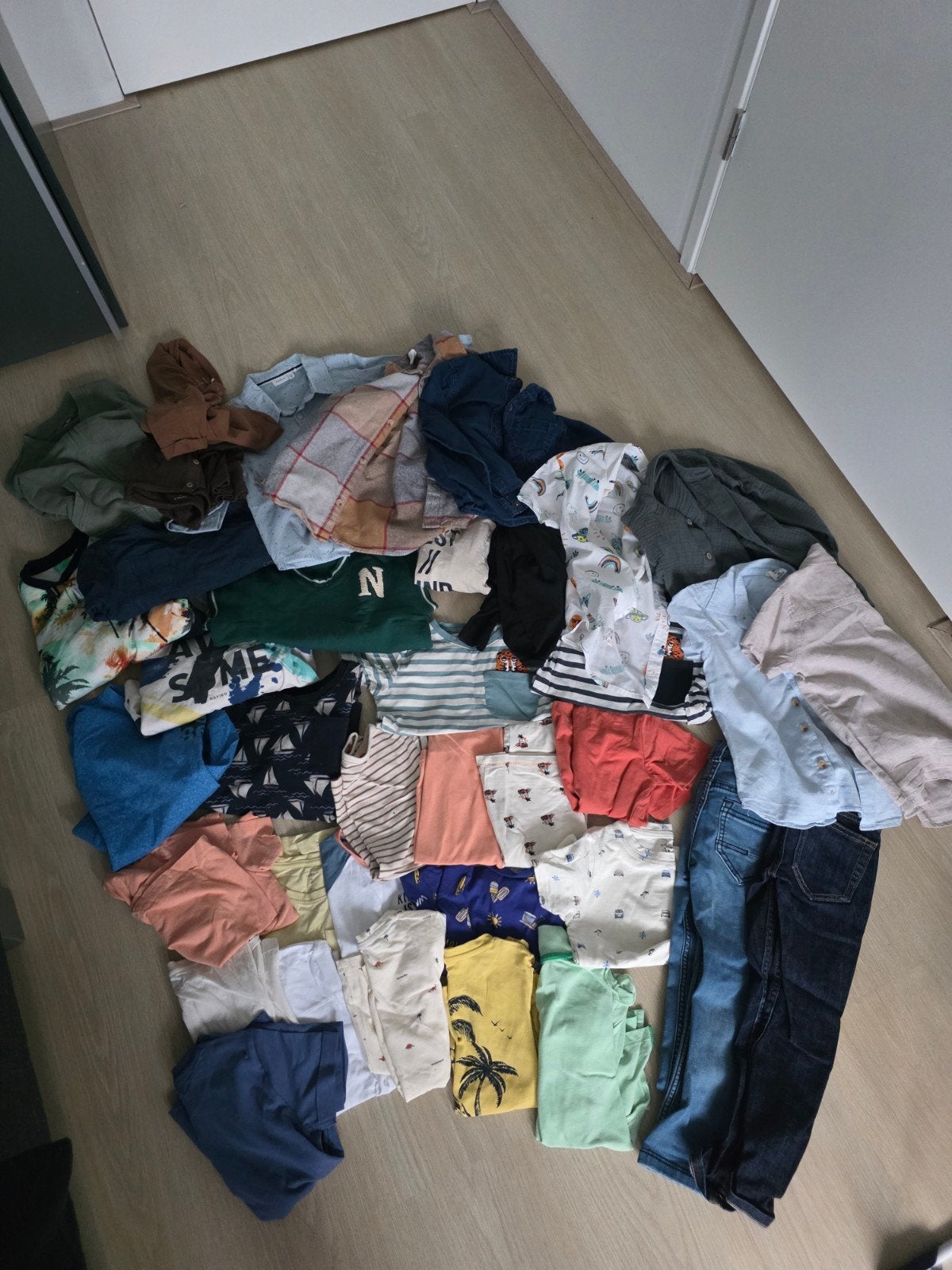 Grote kledingbundel jongens kleding maat 104, Ophalen of Verzenden, Zo goed als nieuw