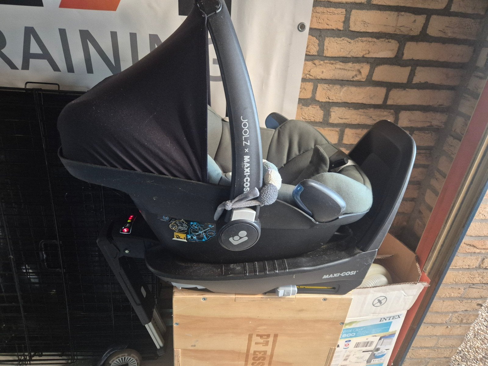 Joolz maxi cosi met isofix base, Ophalen, Gebruikt, Isofix, 0 t/m 13 kg