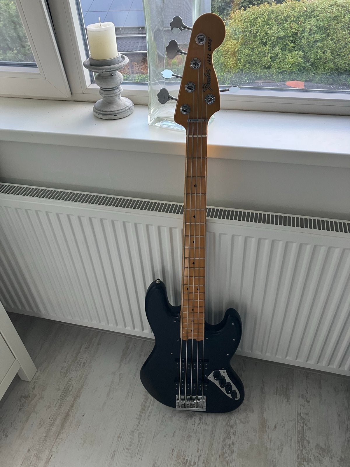Fender Modern Player Jazz Bass V - 5-snarig, Muziek en Instrumenten, Ophalen, Gebruikt, Elektrisch, 5-snarig