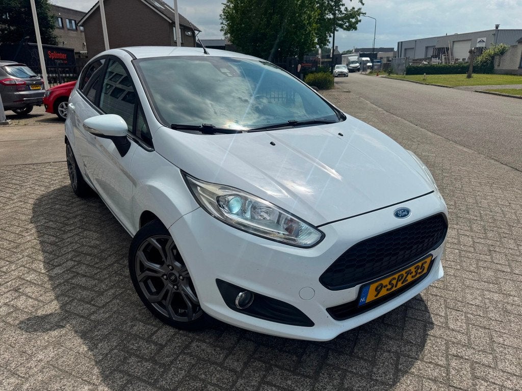 Ford Fiesta 1.6 TDCi Lease Titanium Led, Cruise,Pdc, Voorwielaandrijving, Euro 5, Gebruikt, 96 €/maand