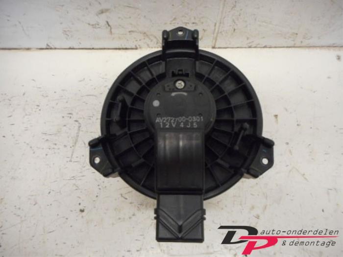 Kachel Ventilatiemotor van een Suzuki Swift, Gebruikt, -, -, Ophalen of Verzenden
