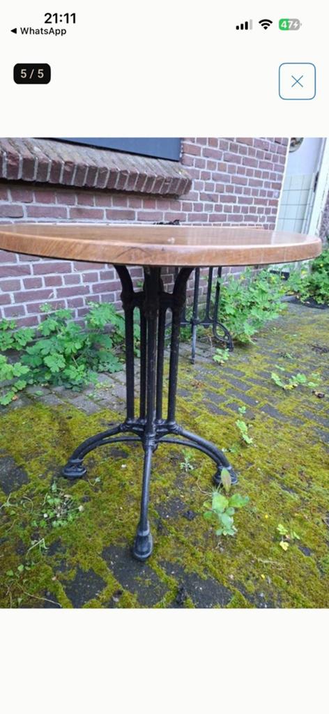 Vintage bistrotafel met gietijzeren onderstel, Huis en Inrichting, Tafels | Eettafels, Gebruikt, 50 tot 100 cm, Rond, Tot twee personen