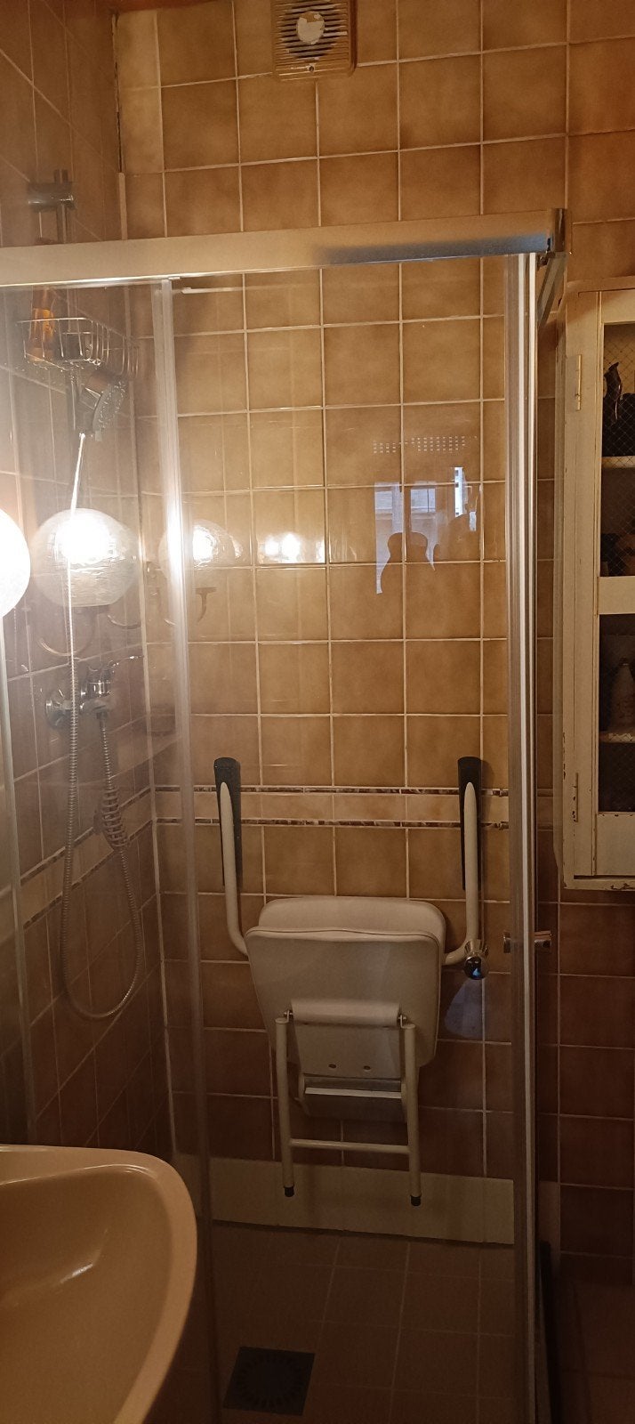 Douchecabine, Ophalen, Gebruikt