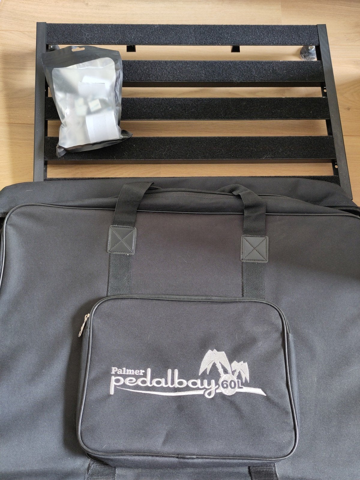 Pedalboard 60L inclusief hoes, Muziek en Instrumenten, Effecten, Ophalen, Gebruikt