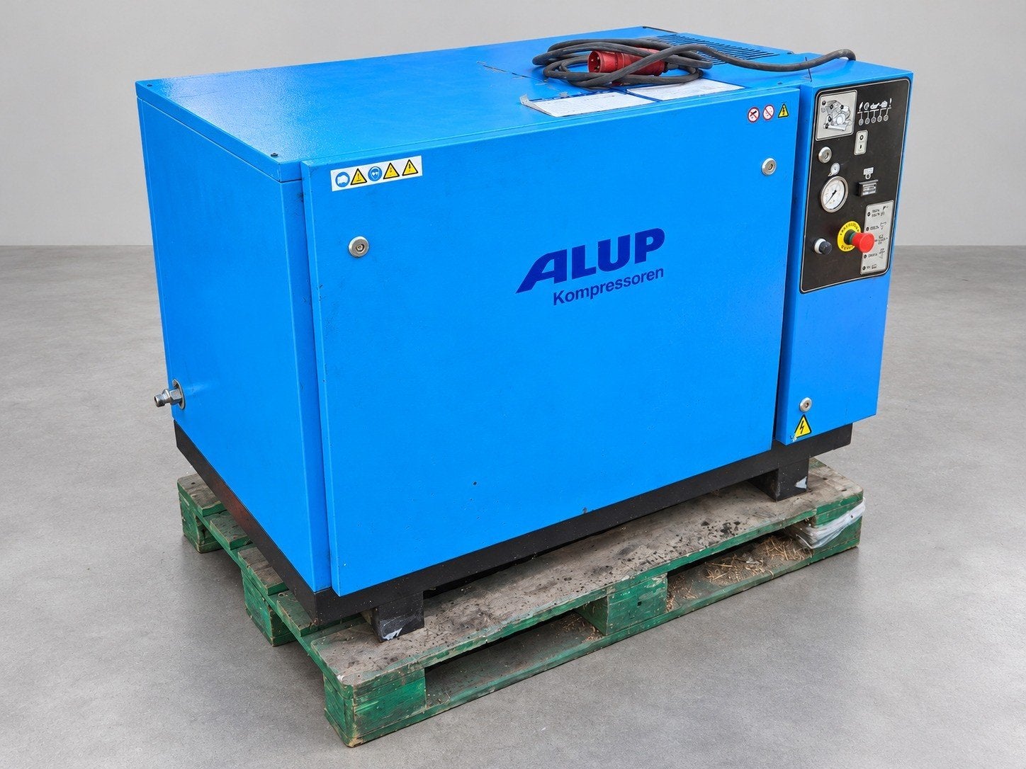 ALUP zuigercompressor 4kw - 500 l/min, Doe-het-zelf en Verbouw, Gebruikt, Geluidgedempt, 10 bar of meer, 100 liter of meer